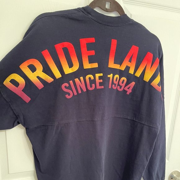 Lion King Pride Lands XS Spirit Jersey // Disney World shirt - Picture 4 of 6